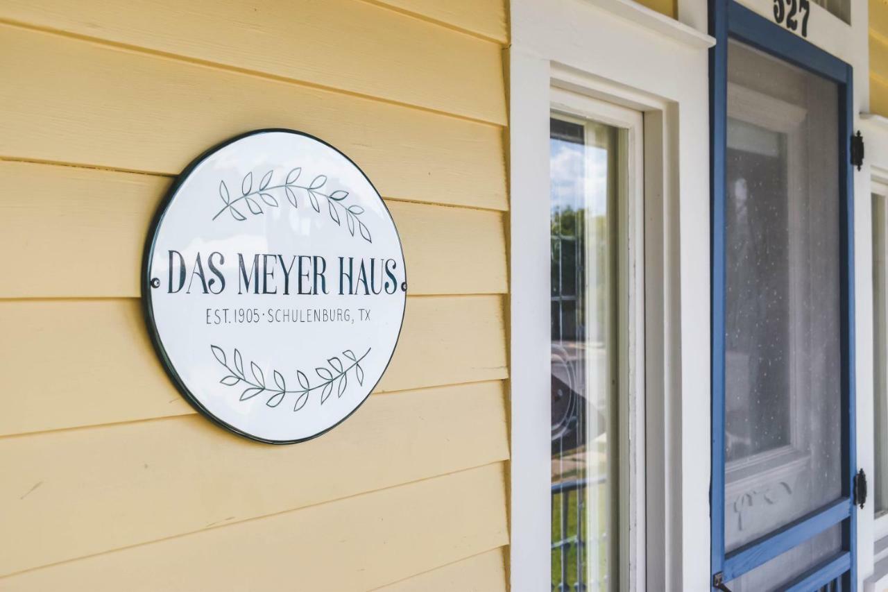 Das Meyer Haus - Luxe Victorian Schulenburg ภายนอก รูปภาพ